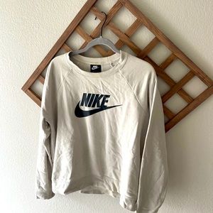 Nike Sweatshirt